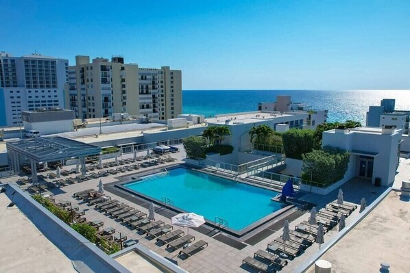 Rooftop Pool