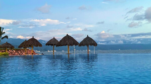 The view from the pool towards the Romantic Zone