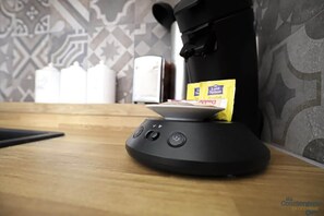 Kaffe och/eller kaffebryggare