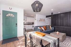 Living / Dining Area