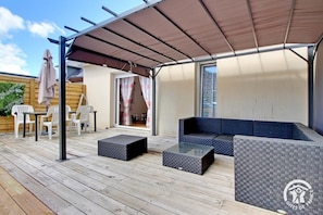 Salon de jardin sous abri