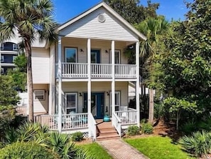 Welcome to Sandy at the Beach - your favorite beach vacation awaits!