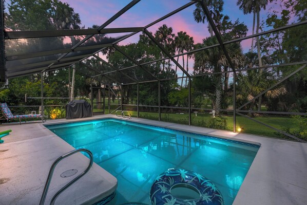 Enjoy the solar-heated pool at any time - day or night.