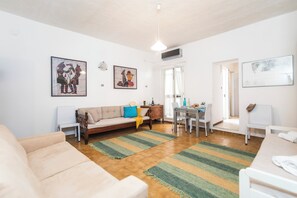 Living and dining room