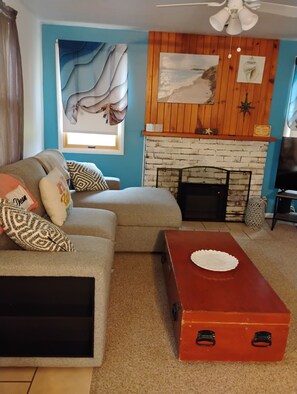 couch pulls out to double bed
