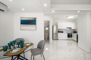 Villa Seabreeze Sofia by Ezoria Villas (13801)