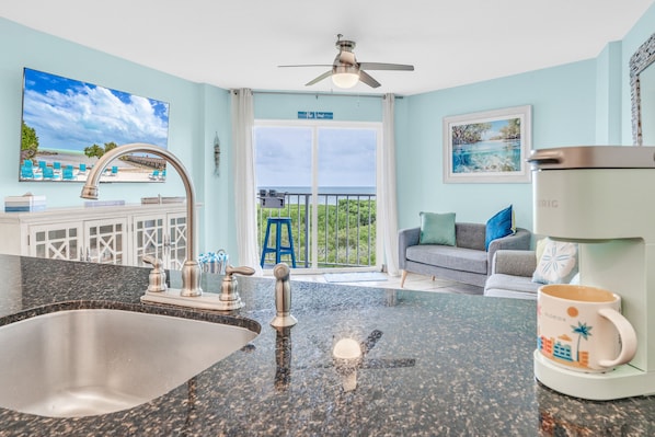 Doing the dishes with The View