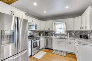 Kitchen | Cooking Basics | Drip Coffee Maker