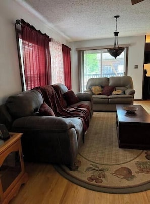 Living / family area
Main floor