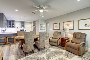 Living & Dining Area