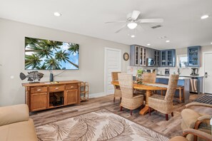 Living & Dining Area