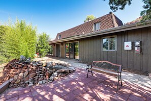 Property Exterior | Keyless Entry
