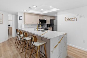 Fully stocked Modern kitchen
