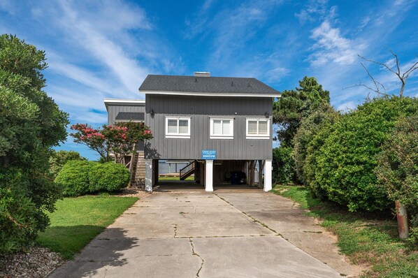 ONHC21D: Old Nags Head Cove 21D | Front Exterior