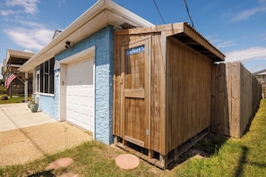 KDH187: Lunar Tide | Front Exterior - Enclosed Outdoor Shower