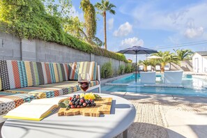 Enjoy a Book and Drink by the Pool!