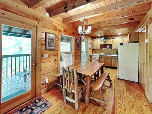 Dining Area - Kitchen