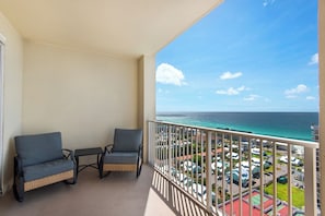 Ariel Dunes I 2002 balcony