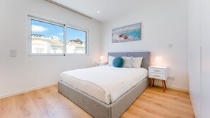 All bedrooms offer a comfy mattress and quality bed linen and also an en suite bathroom
#bedroom #bed #rest #relax #algarve #portugal
