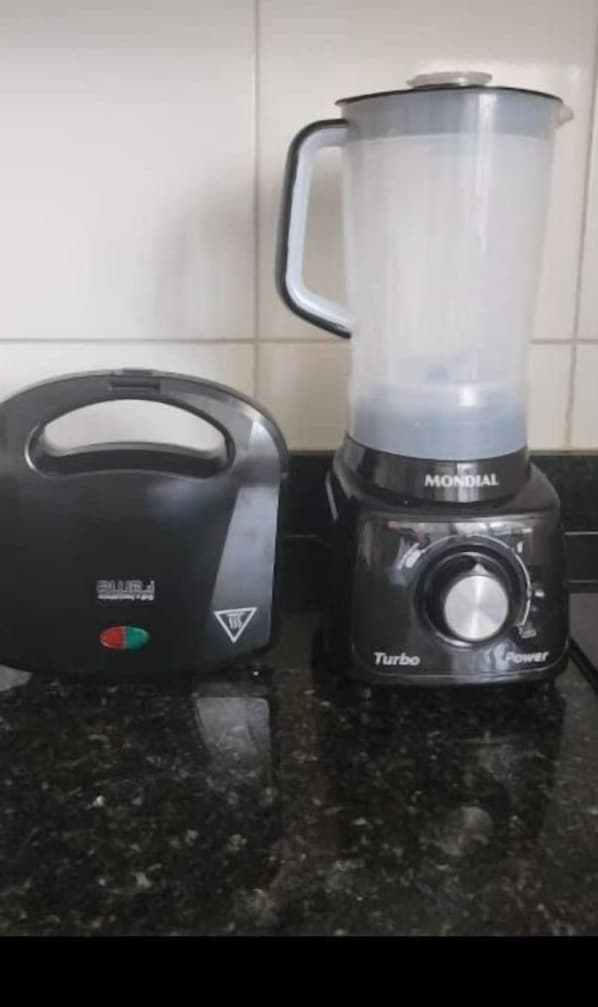 Kaffee und/oder Kaffeemaschine