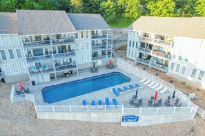 Complex Pool