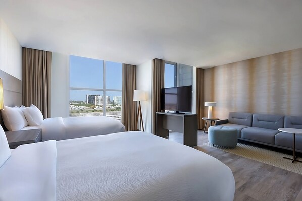 Unit with 2 Queen size beds
