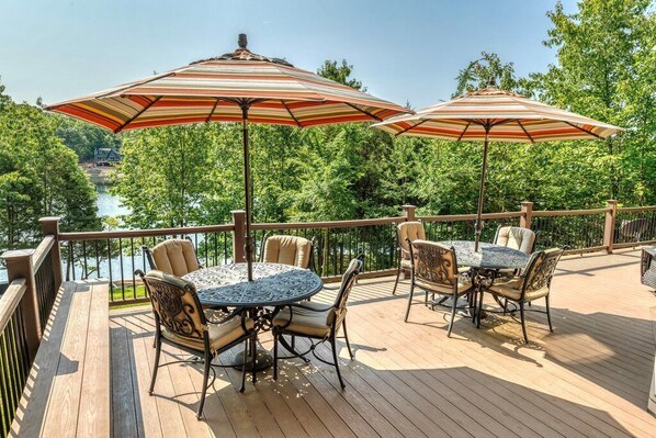 Deck