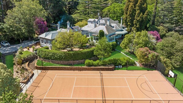 Sport court