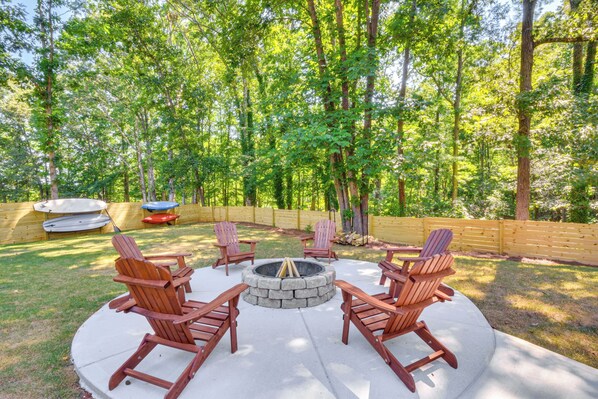 Anderson Vacation Rental | 3BR | 2.5BA | Stairs Required | 2,100 Sq Ft