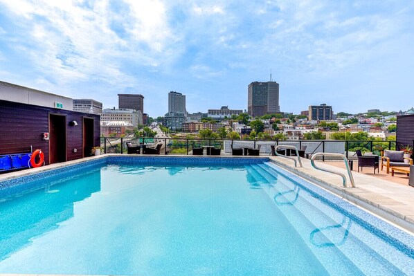Rooftop pool