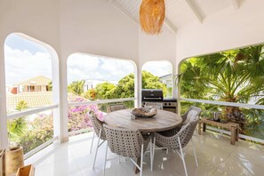 Outdoor Dining Area