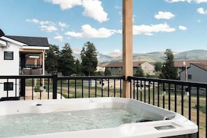 Bain à remous extérieur