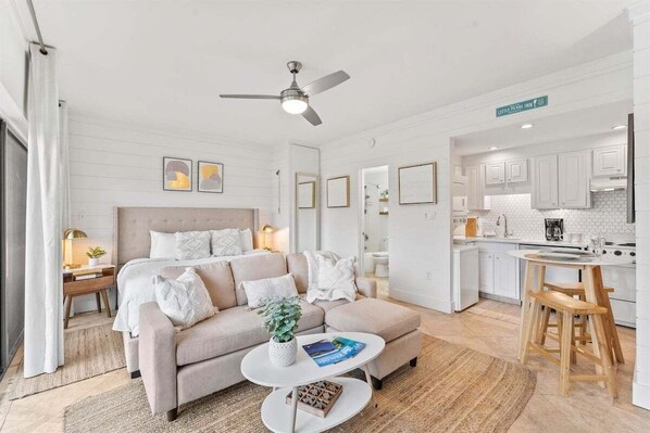 Spacious AND Cozy!