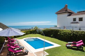 Villa Fuente image