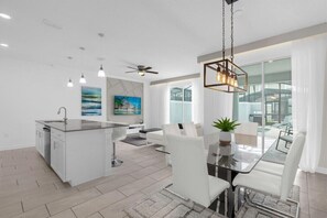 2949 Simile Street (5).jpg
