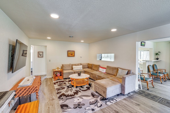 Grangeville Vacation Rental | 3BR | 1.5BA | 1,774 Sq Ft | 2 Steps to Enter