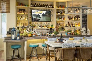 Bar (in der Unterkunft)