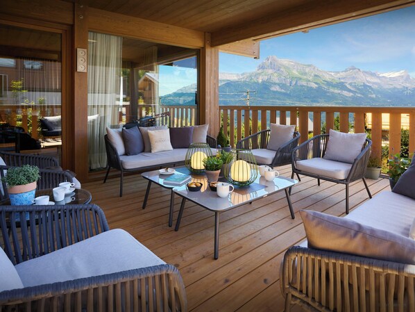 Terrace&View