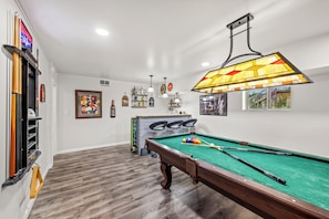 Spielezimmer