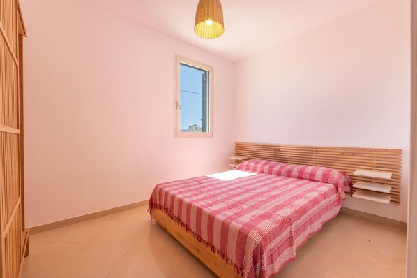 Autumn, Bedroom, Spring, Summer