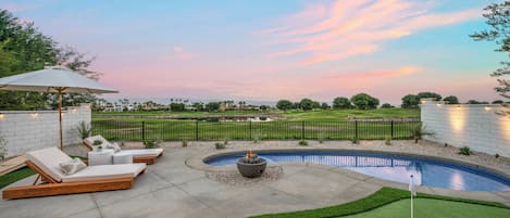 Welcome to La Quinta Sunrise! A stunning 2,009 sq ft. 3 bed 2.5 bath retreat!