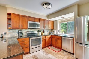 Living Room | 4-Story Townhome | Drip Coffee Maker | Toaster