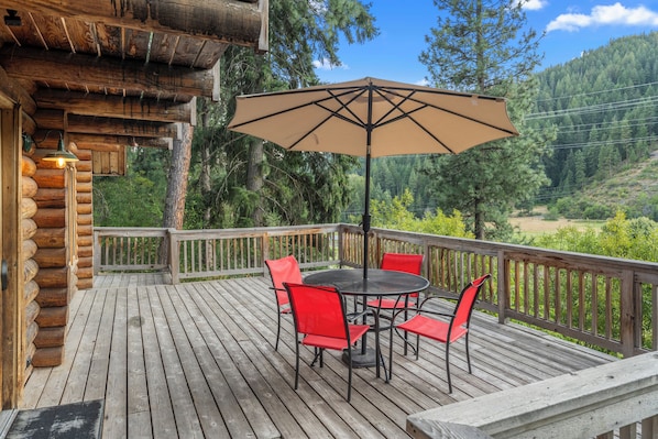 Roomy back deck with fantastic views
