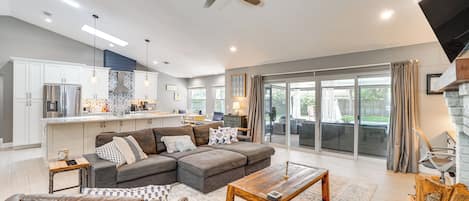 Orlando Vacation Rental | 3BR | 2BA | 1,998 Sq Ft | 1 Step Required