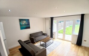 Living Room / Lounge