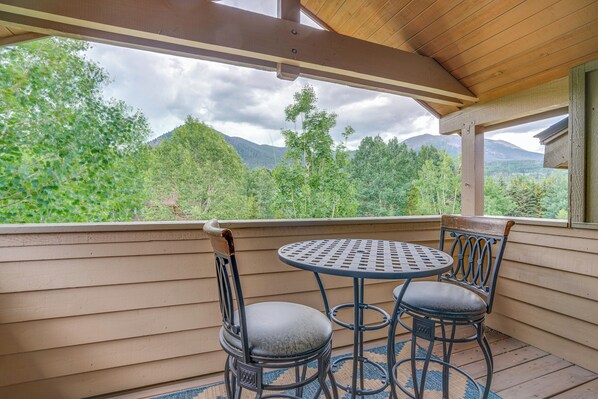 Frisco Vacation Rental | 2BR | 2.5BA | 1,560 Sq Ft | Step-Free Entry