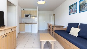 Prepare a small meal in your kitchenette.