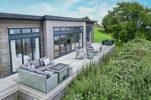 Shearwater 30 - 2 Bedroom Lodge - Summerhill (22301)