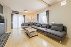 Living-dining