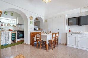 Kitchen and dining area
